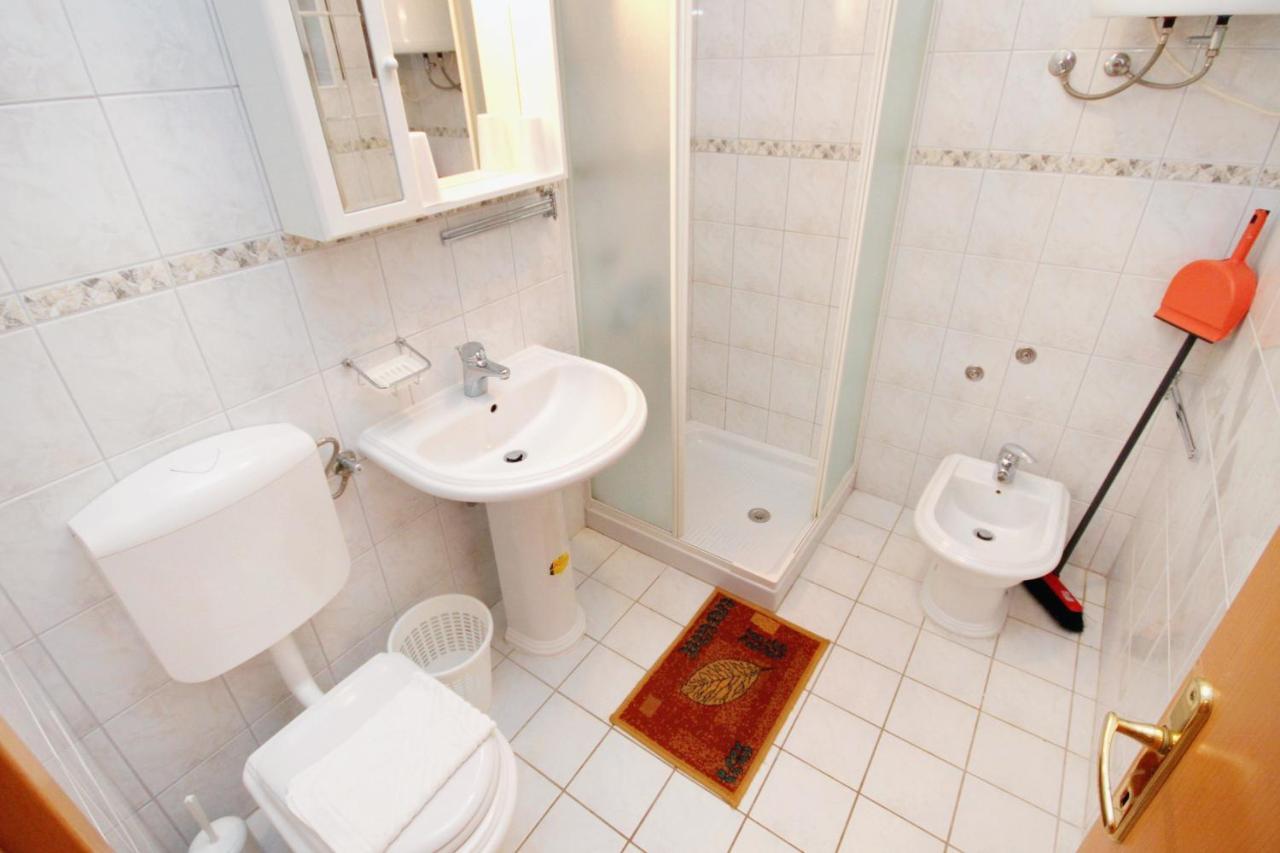 Apartments With A Swimming Pool Jadranovo, Crikvenica - 3238 ภายนอก รูปภาพ
